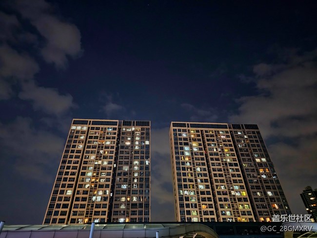 【秋夜星空】城市上空