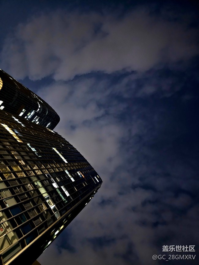 【秋夜星空】城市上空