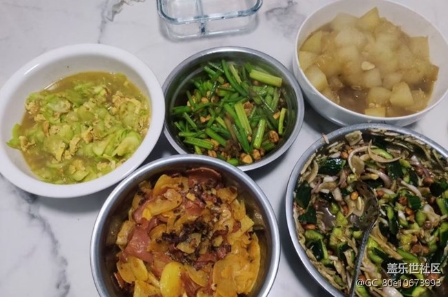 【霜华食记】大盆菜