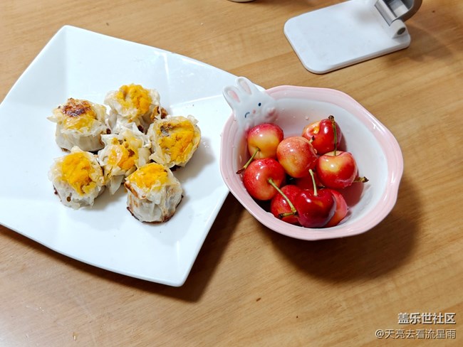 【霜华食记】尝尝蛋黄烧卖
