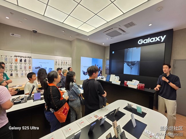 星粉集结！Galaxy S25 Edge 发布会回看 + 实机体验全记录