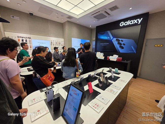 星粉集结！Galaxy S25 Edge 发布会回看 + 实机体验全记录