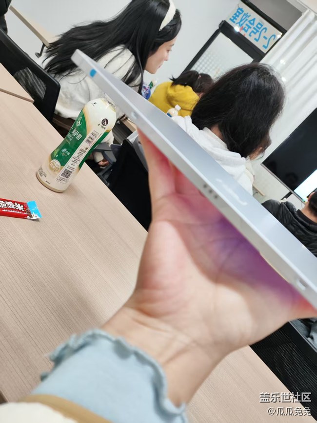 星粉家人再度欢聚!每一次相聚都满含期待,而此次的核心惊喜,便是三星Galaxy Tab S11轻旗舰智能便携平 星粉家人再度欢聚!每一次相聚都满含期待,而此次的核心惊喜,便是三星Galaxy Tab S11轻旗舰智能便携平