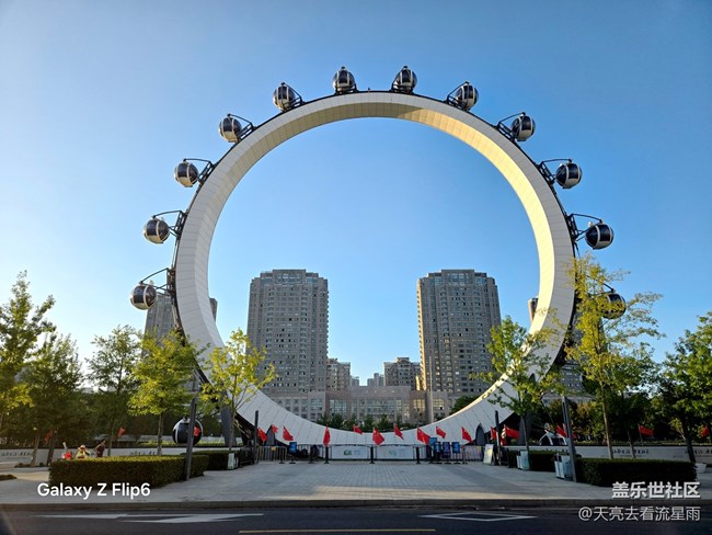 三星Galaxy Z Flip6体验：有颜值有实力的AI小折叠手机