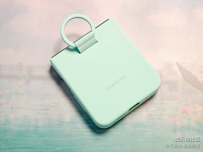 三星Galaxy Z Flip6体验：有颜值有实力的AI小折叠手机