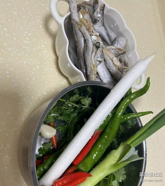 【暖锅之约】红烧小鱼