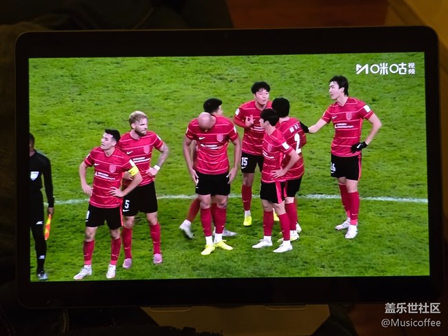 Galaxy Tab S11评测:AI赋能的全能创意与娱乐利器 Galaxy Tab S11评测:AI赋能的全能创意与娱乐利器