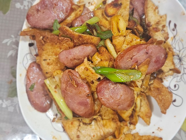 【寒日臻味】香肠豆腐煎