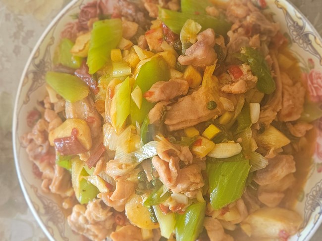 【冬食暖宴】炒兔子