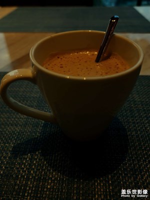 人类掌握了咖啡，还是咖啡控制了人类