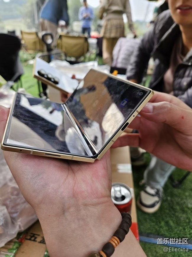 【活动回顾】三星W26线下体验-心系天下