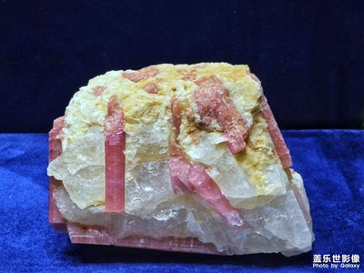 【时光留痕】+石韫山海
