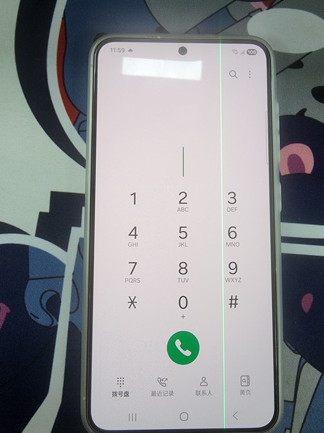 屏幕出绿线只能换屏吗?