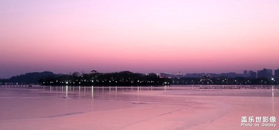 莫兰迪紫的日落