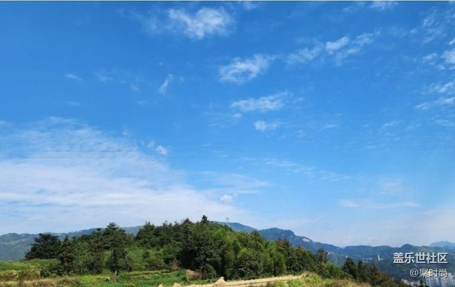 【折叠屏手机里的春夏秋冬】秋高气爽