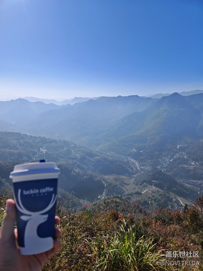 【折叠屏手机里的春夏秋冬】秋季爬山