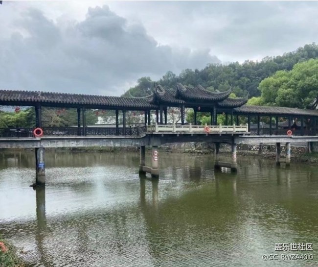 【折叠屏手机里的春夏秋冬】万物复苏