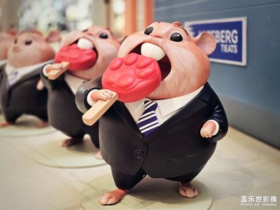 【换个角度看世界】+疯狂动物城