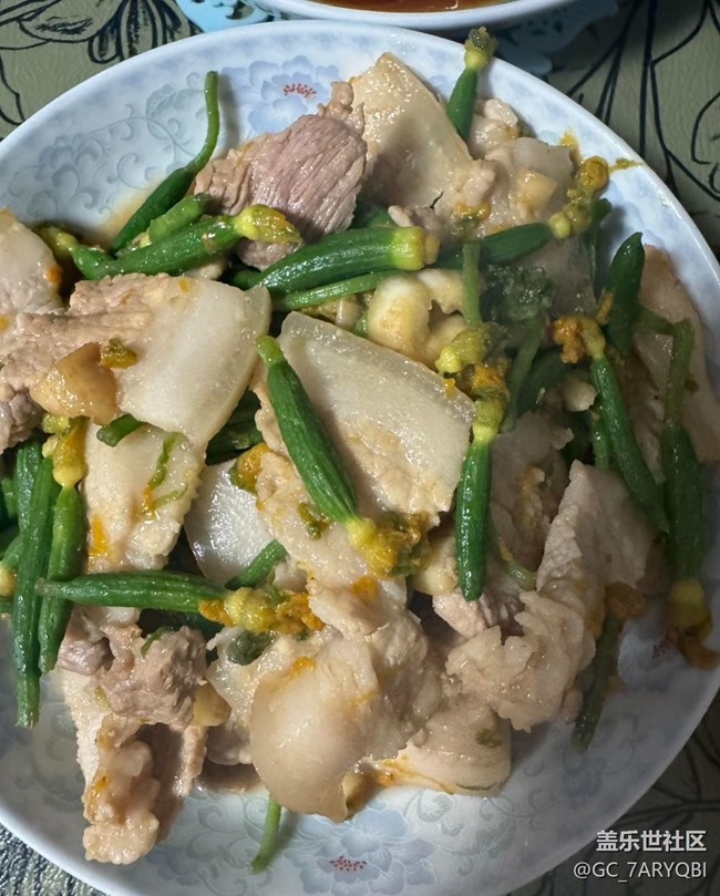 【食暖朝夕】黄瓜花炒肉