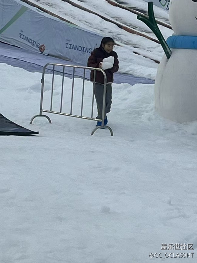 【春节趣事分享】雪场寻欢