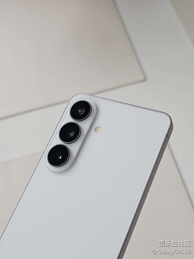 一起来品鉴三星Galaxy S26系列新品