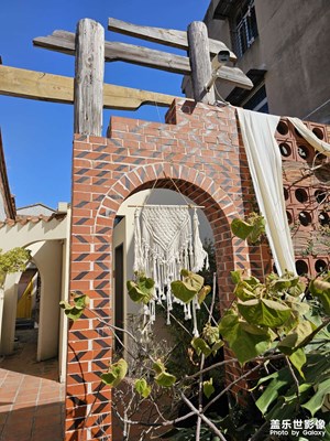 【光影一刻】街角文创店