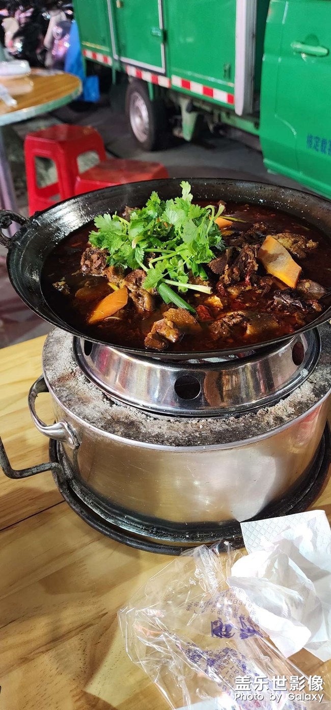 混插几个地方美食