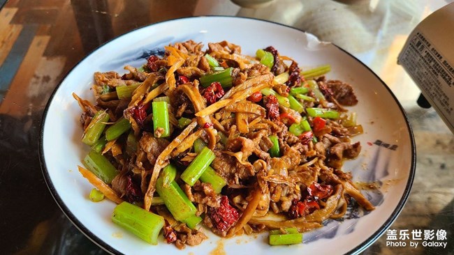 手机里的美食照