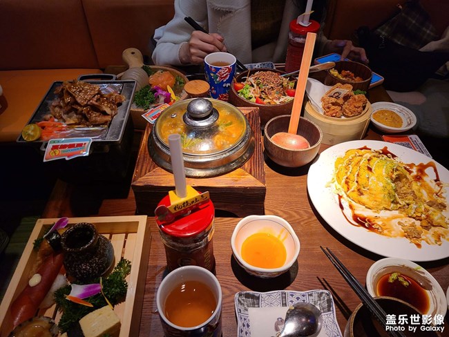 手机里的美食照