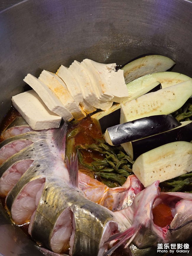 铁锅炖鱼
