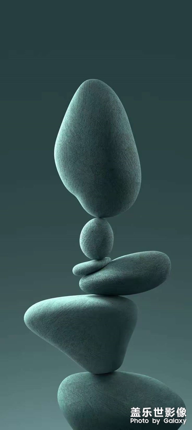 喜欢坐火车，喜欢一站一站的慢慢南下或者北上，喜欢在旅途中